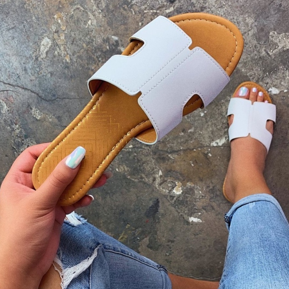 NEW Sofia Sandal- White - Picture 1 of 4